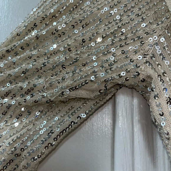 Mesh one shoulder sequins wrap dress - Picture 8 of 10
